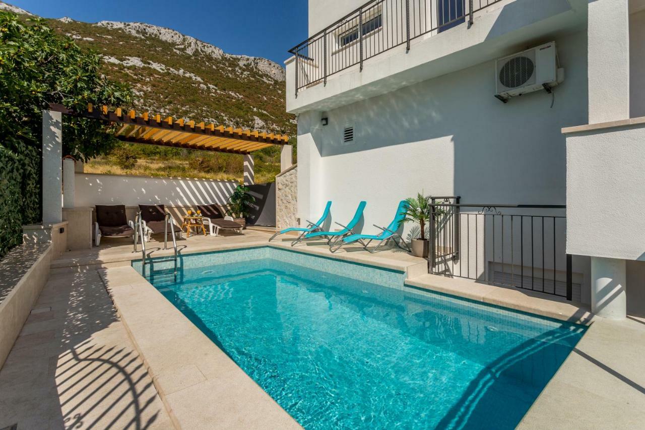 House Luce With Pool Daire Čisla Dış mekan fotoğraf